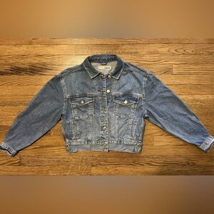 Topshop Moto Oversized Boxy Crop Denim Jacket - US 2